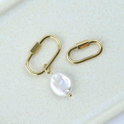 Big Pearl Charm