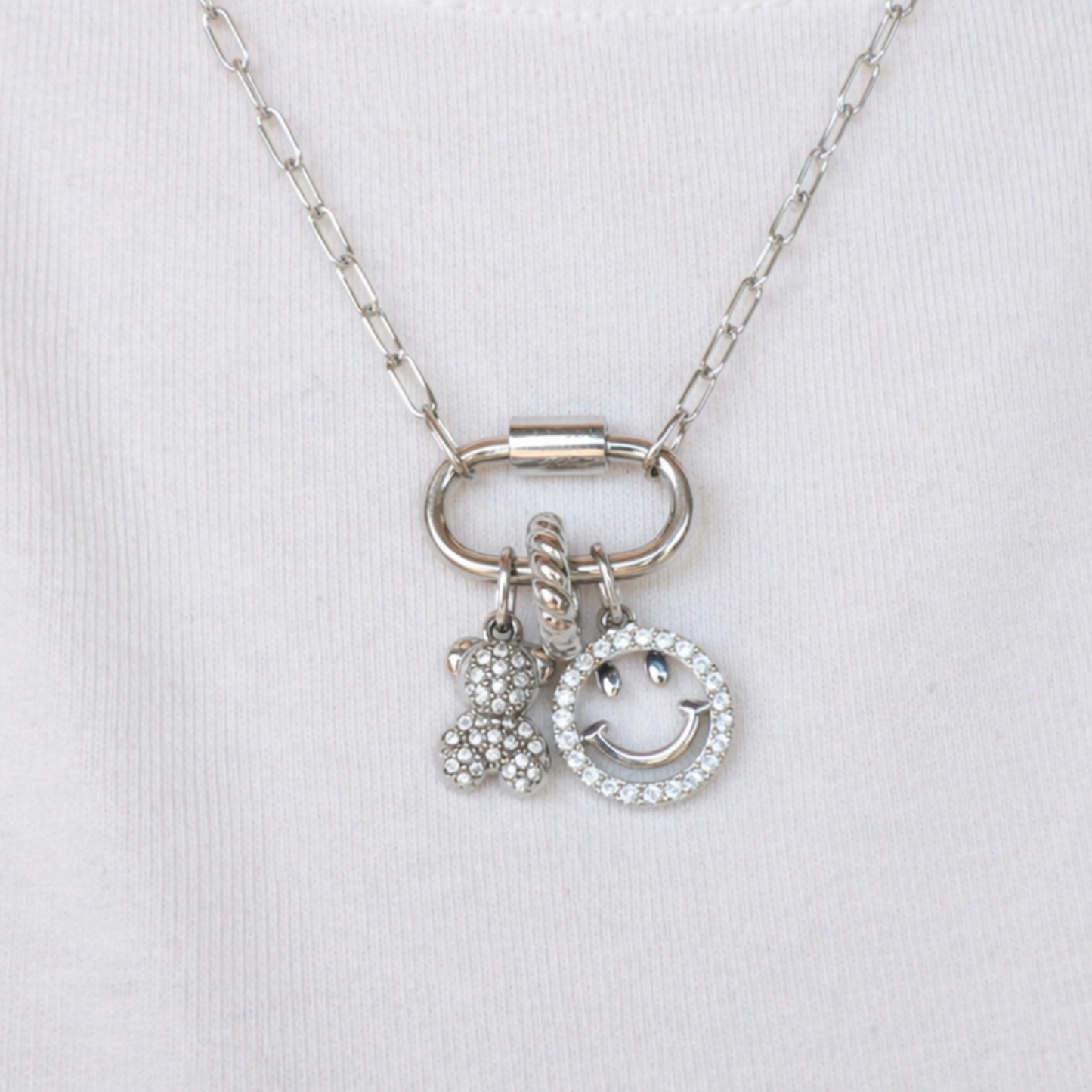 Charm Divider Twisted