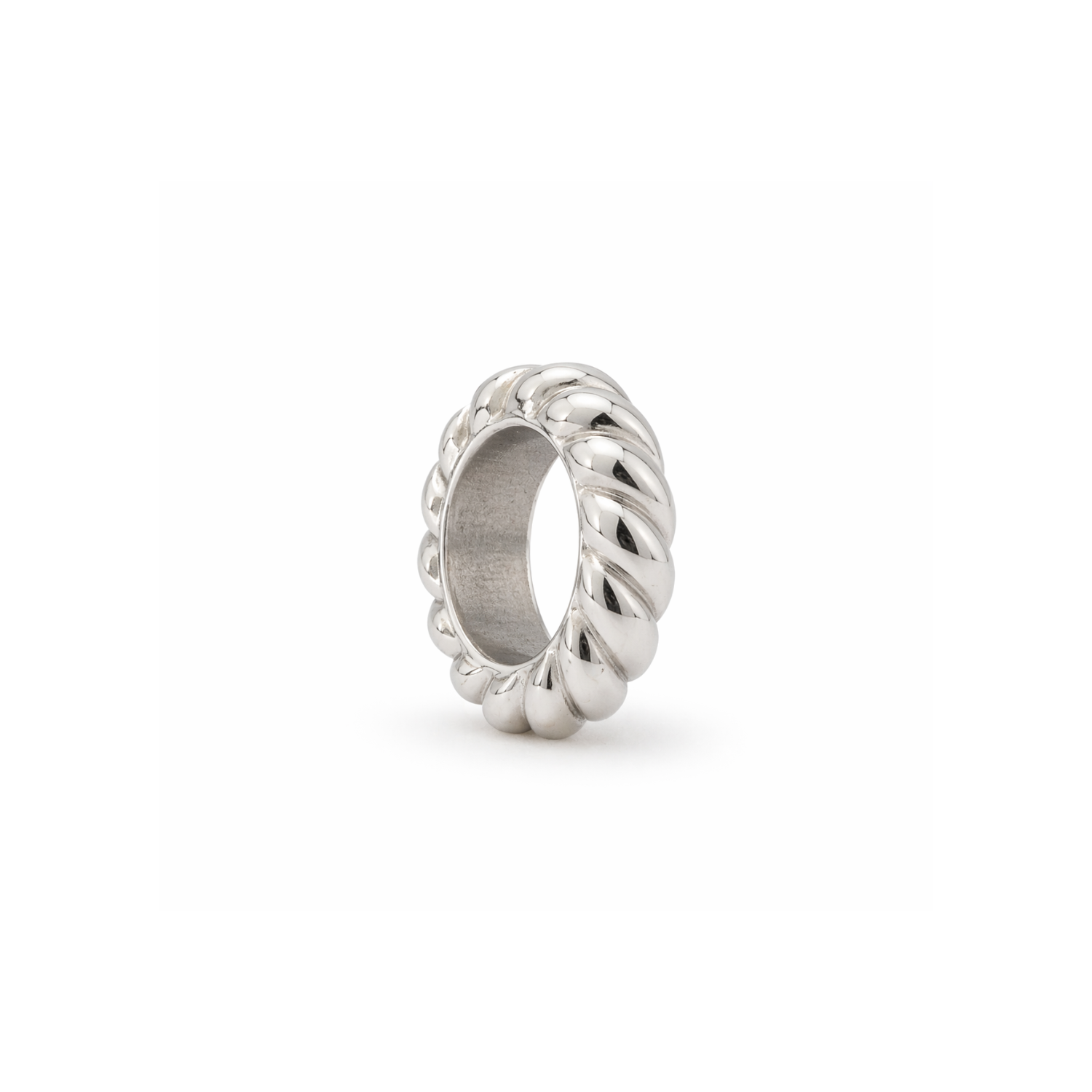 Charm Divider Twisted
