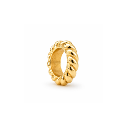 Charm Divider Twisted