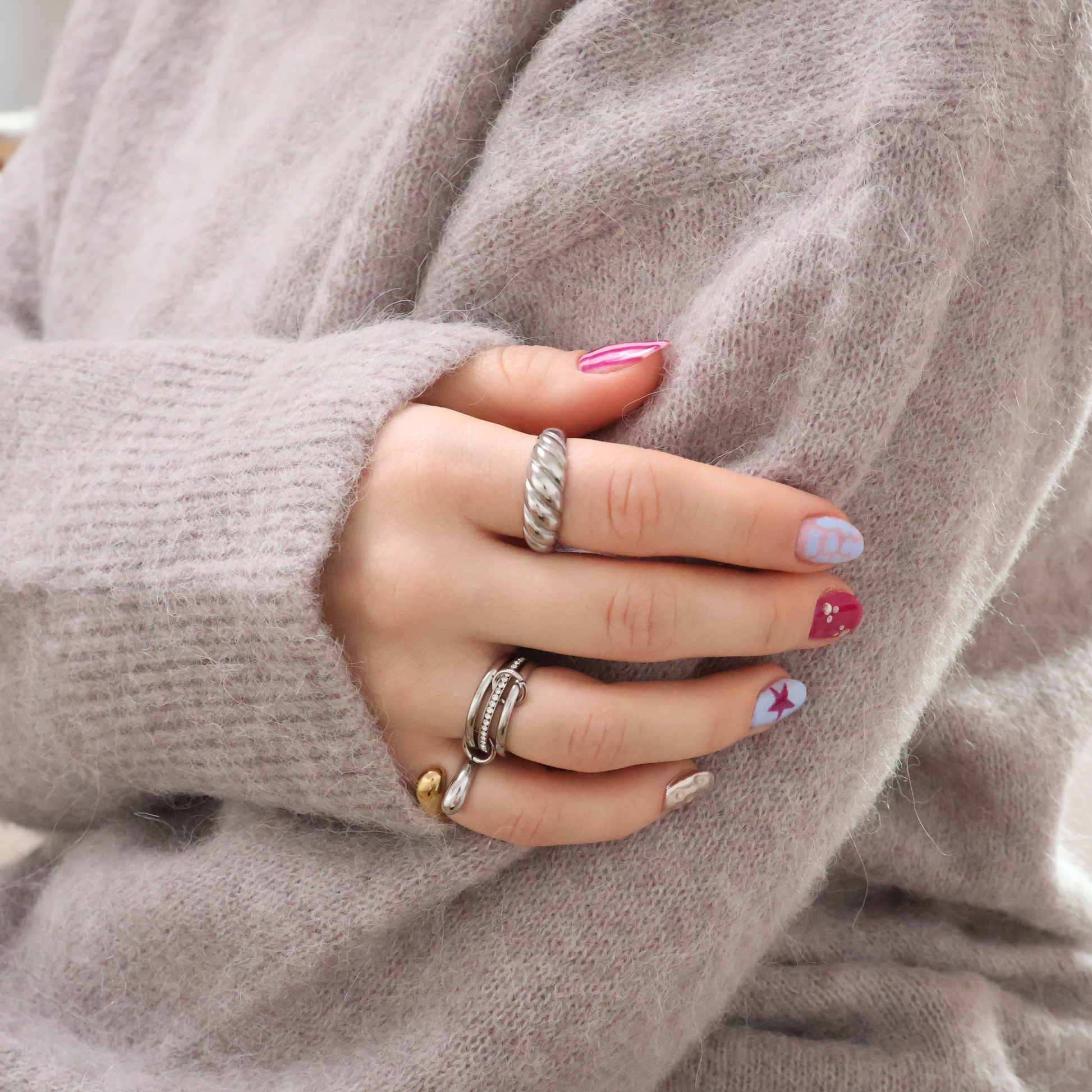 Twisted Big Ring